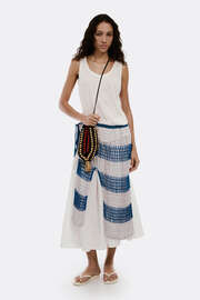 SARONGS AND SHAWLS