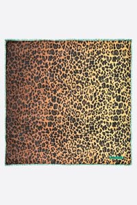 Chal animal print marrón degradado y flecos contraste