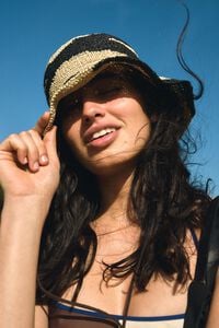 Natural and black paper raffia hat