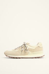 Light yellow 13 19 technical sneaker