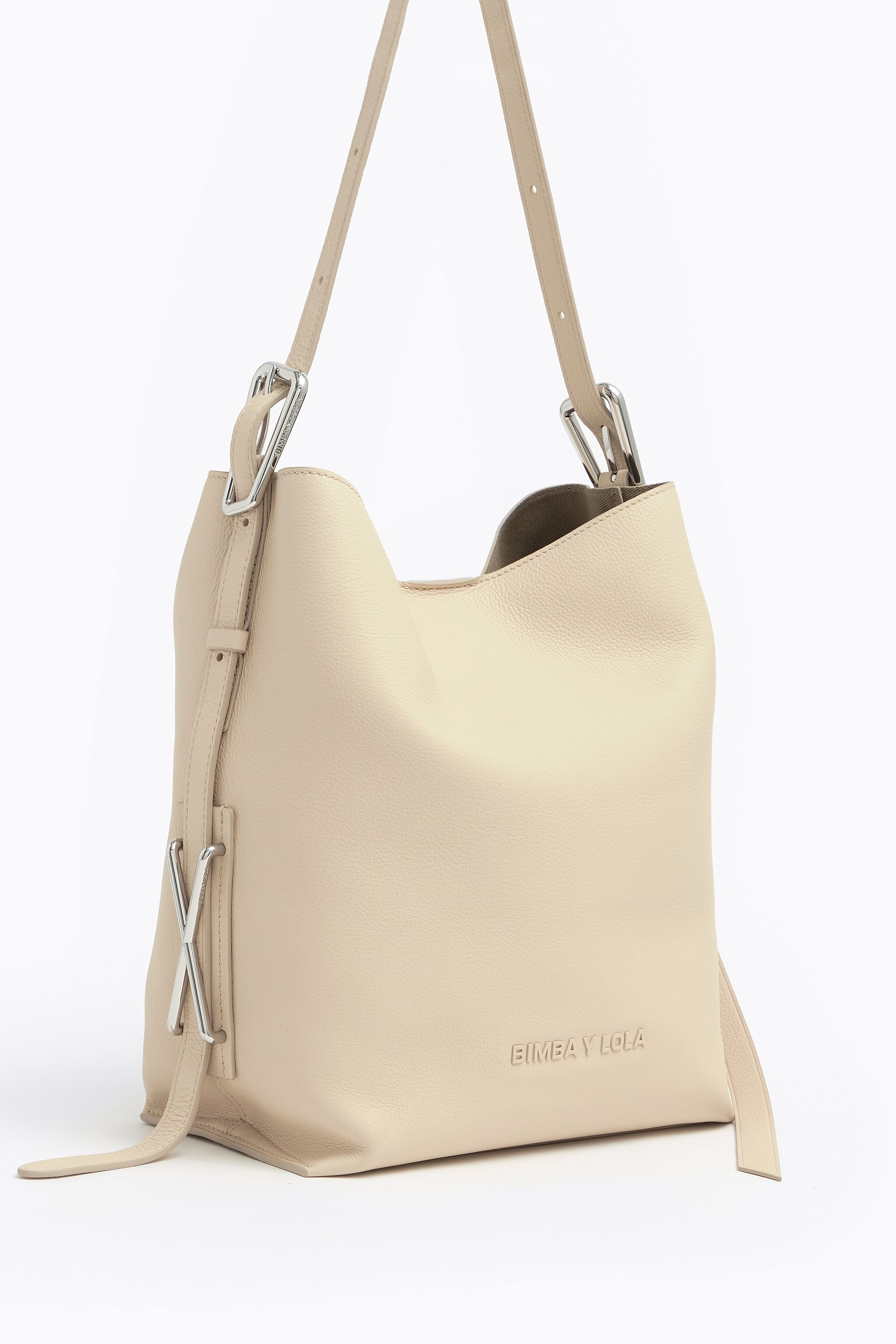 L natural leather bucket bag