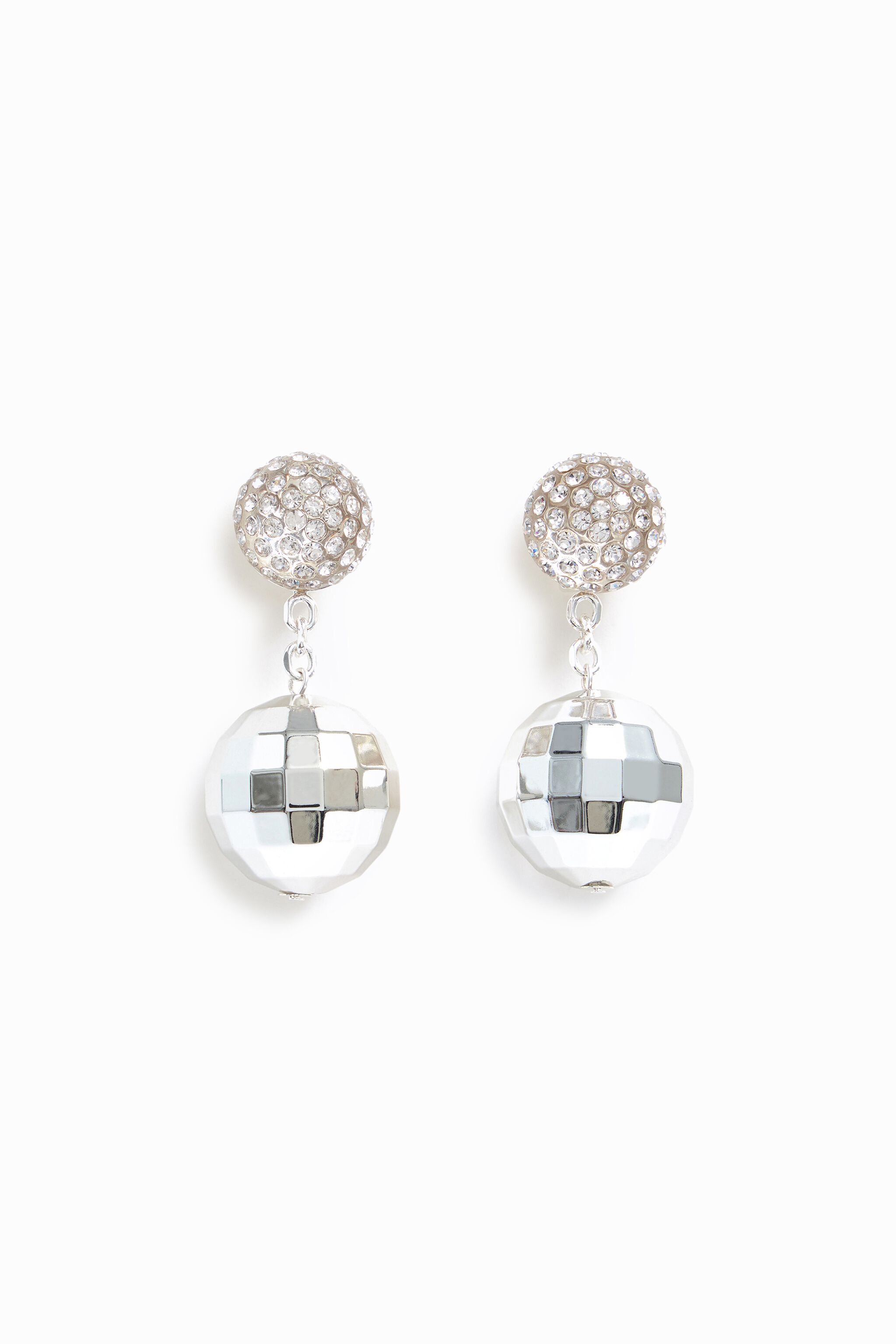 Pendiente bola discoteca plateada