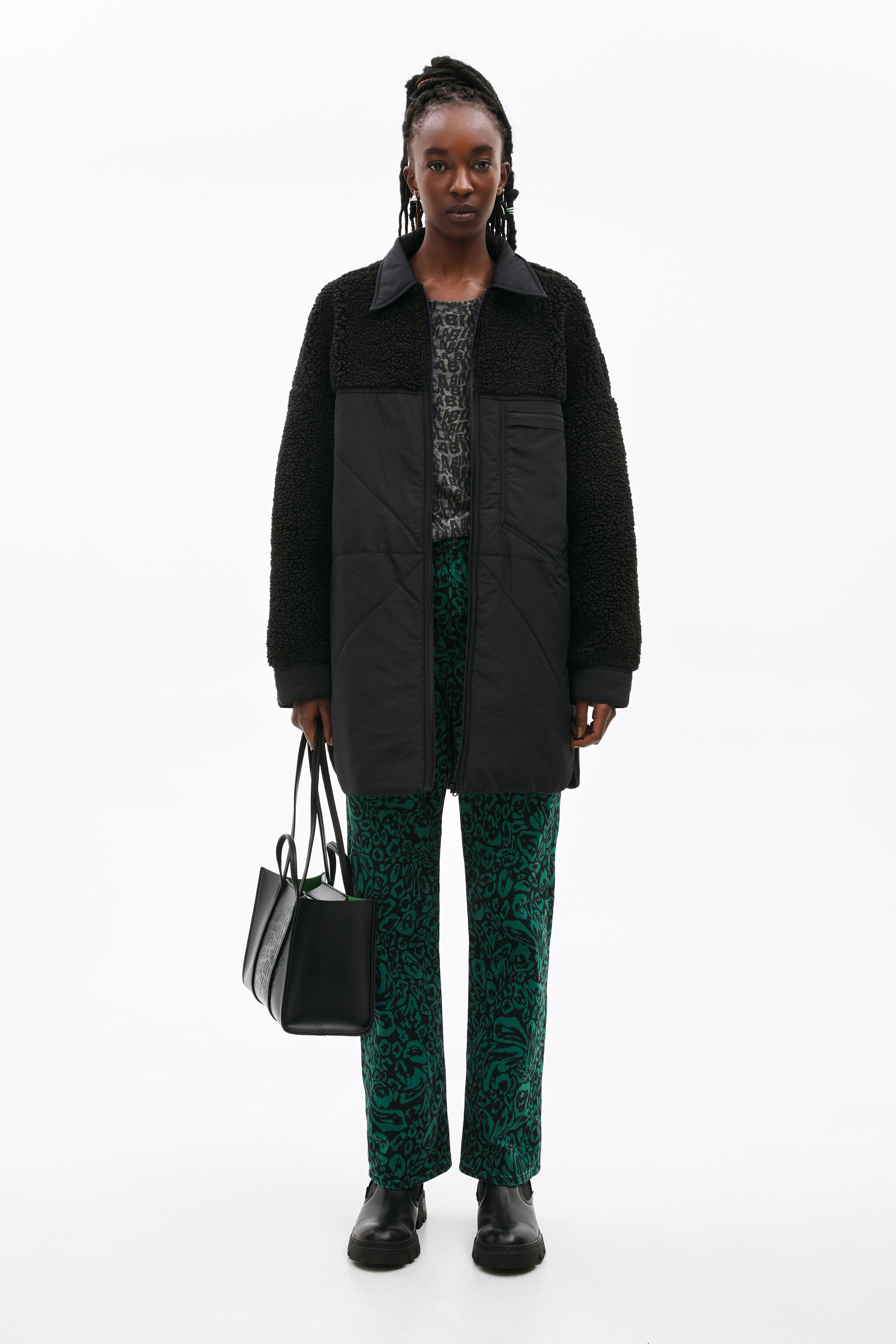 Sobrecamisa pelo negra