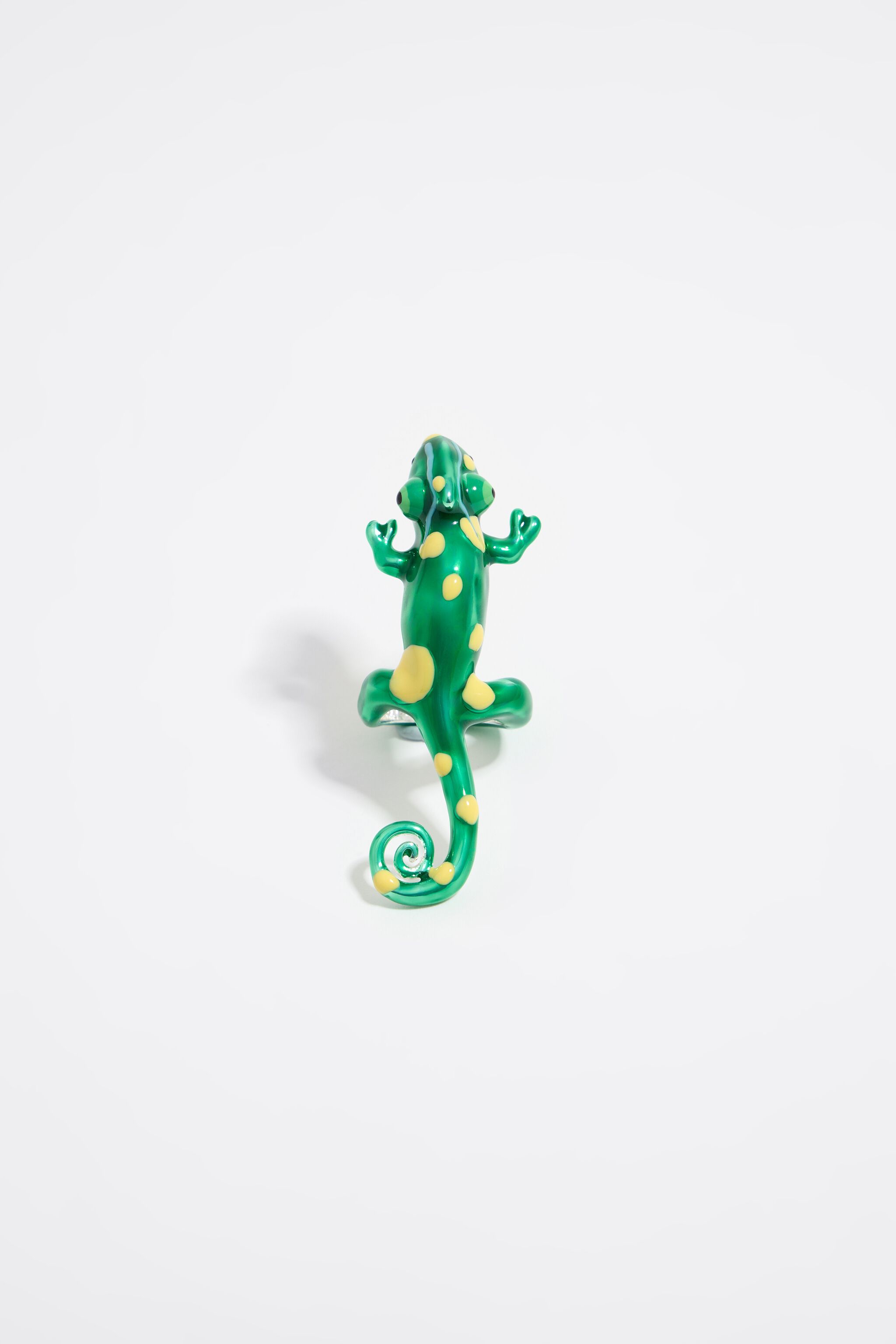 Anillo camale&oacute;n esmalte verde