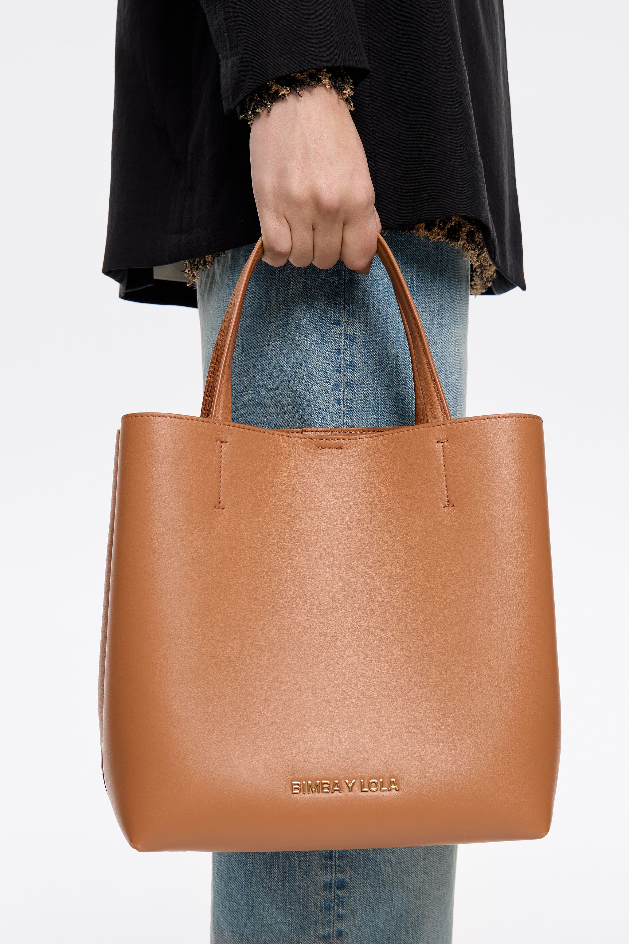 Large honey leather Chihuahua bag