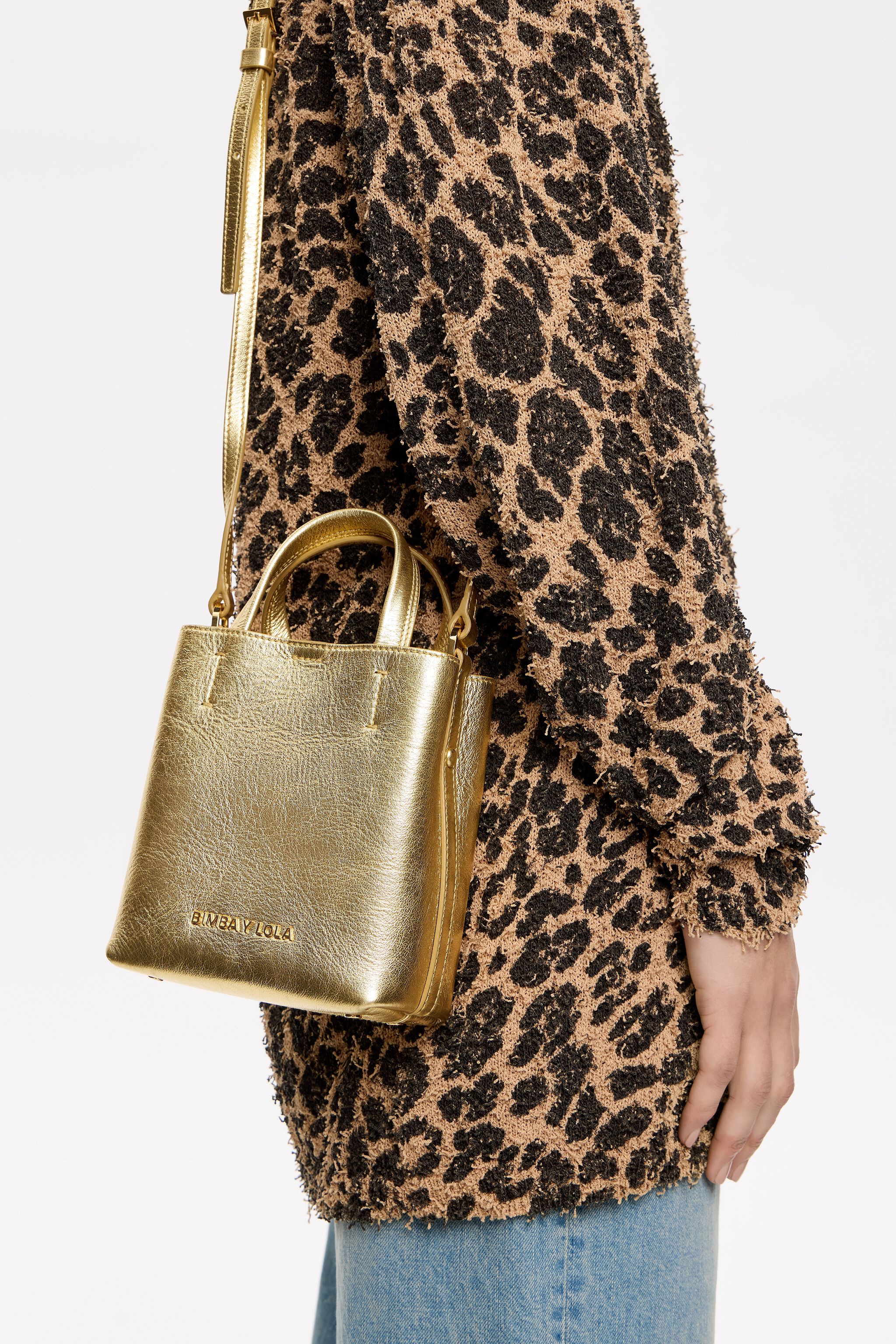 Mini gold leather Chihuahua bag