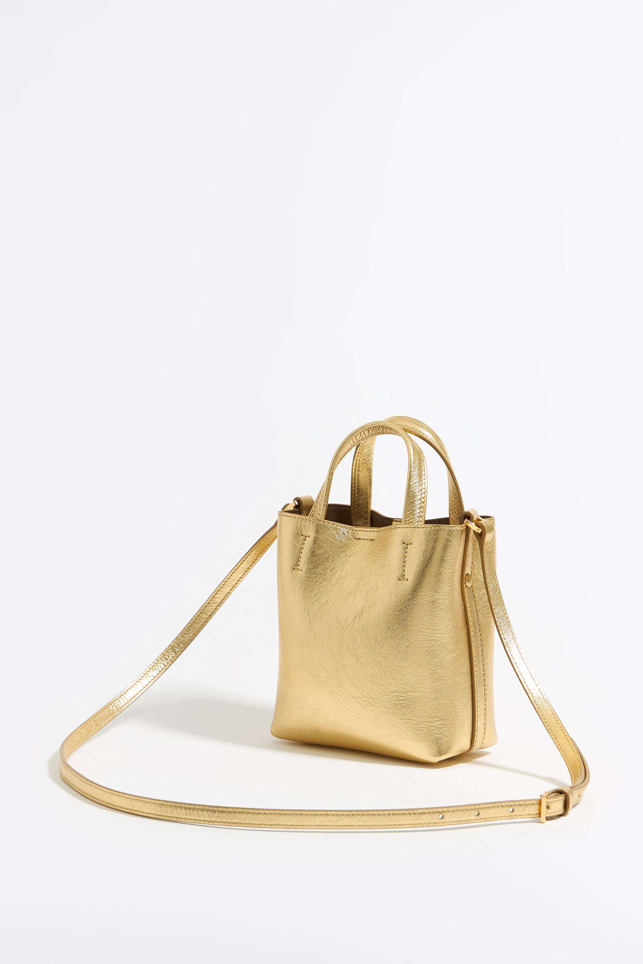 Mini gold leather Chihuahua bag