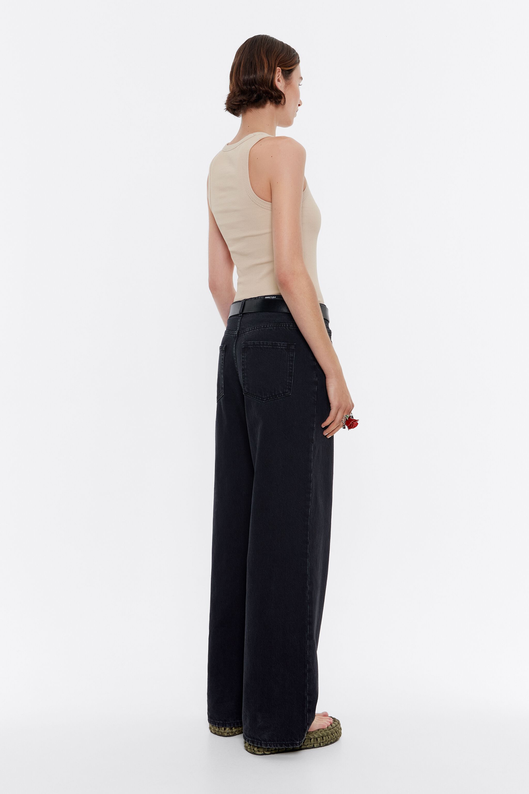 Camel fitted top with printed logo