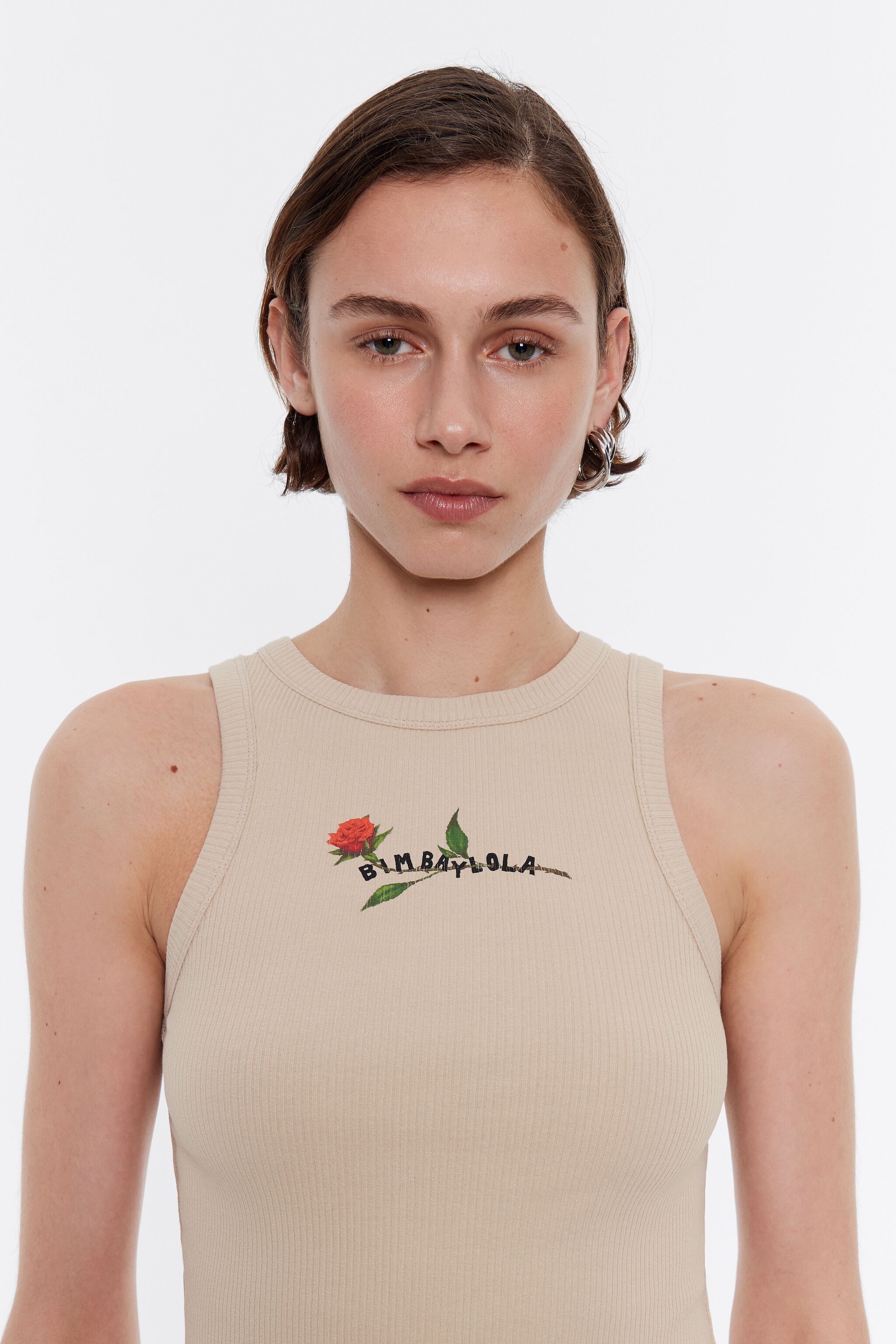 Camel fitted top with printed logo