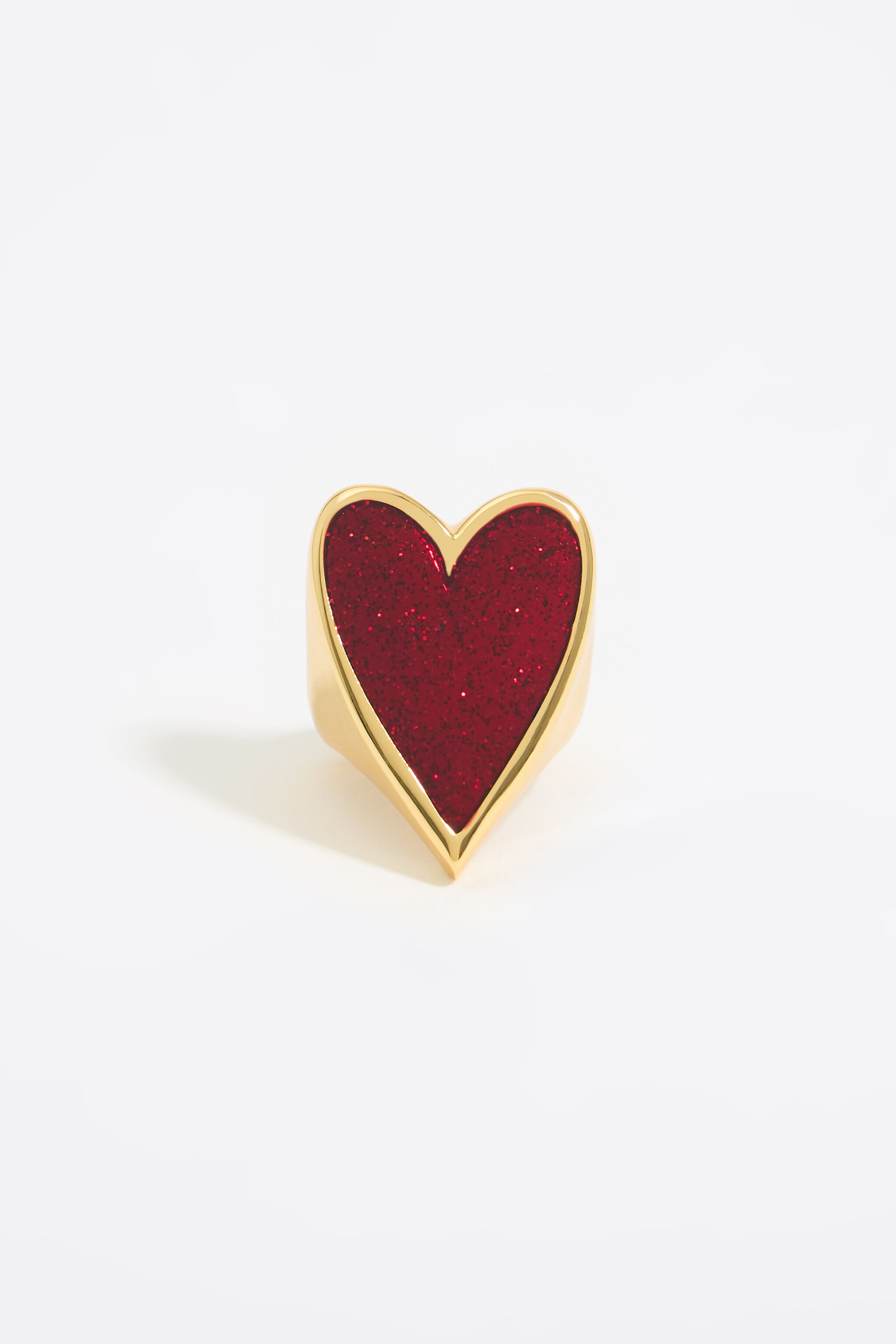 Glittery red heart ring