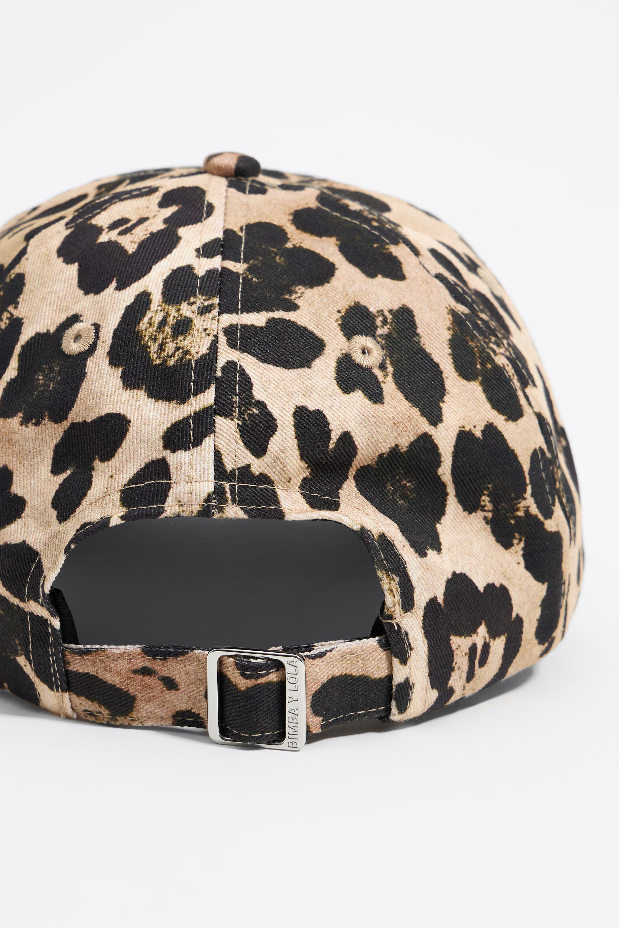 Animal print cotton cap