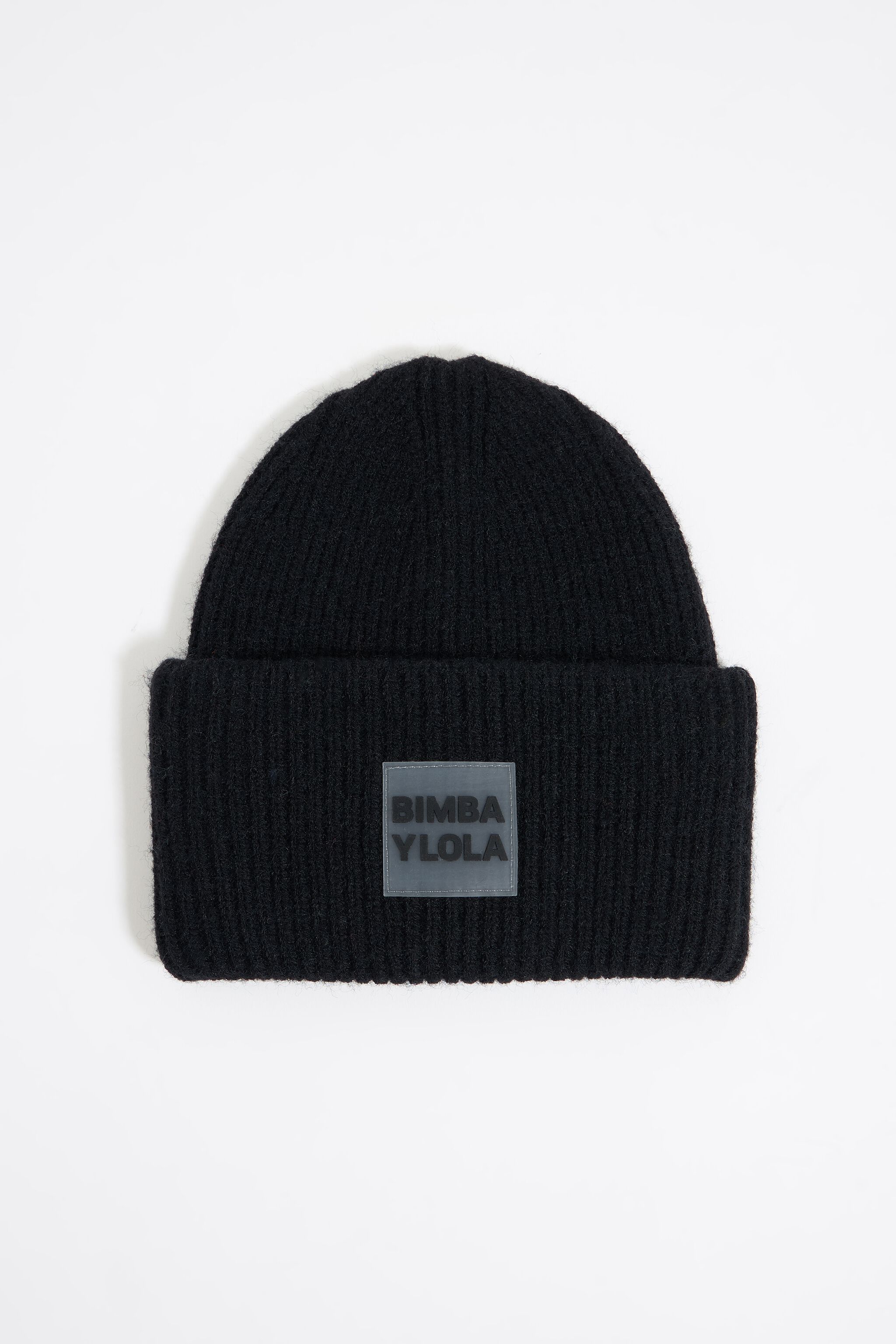 Black knit hat