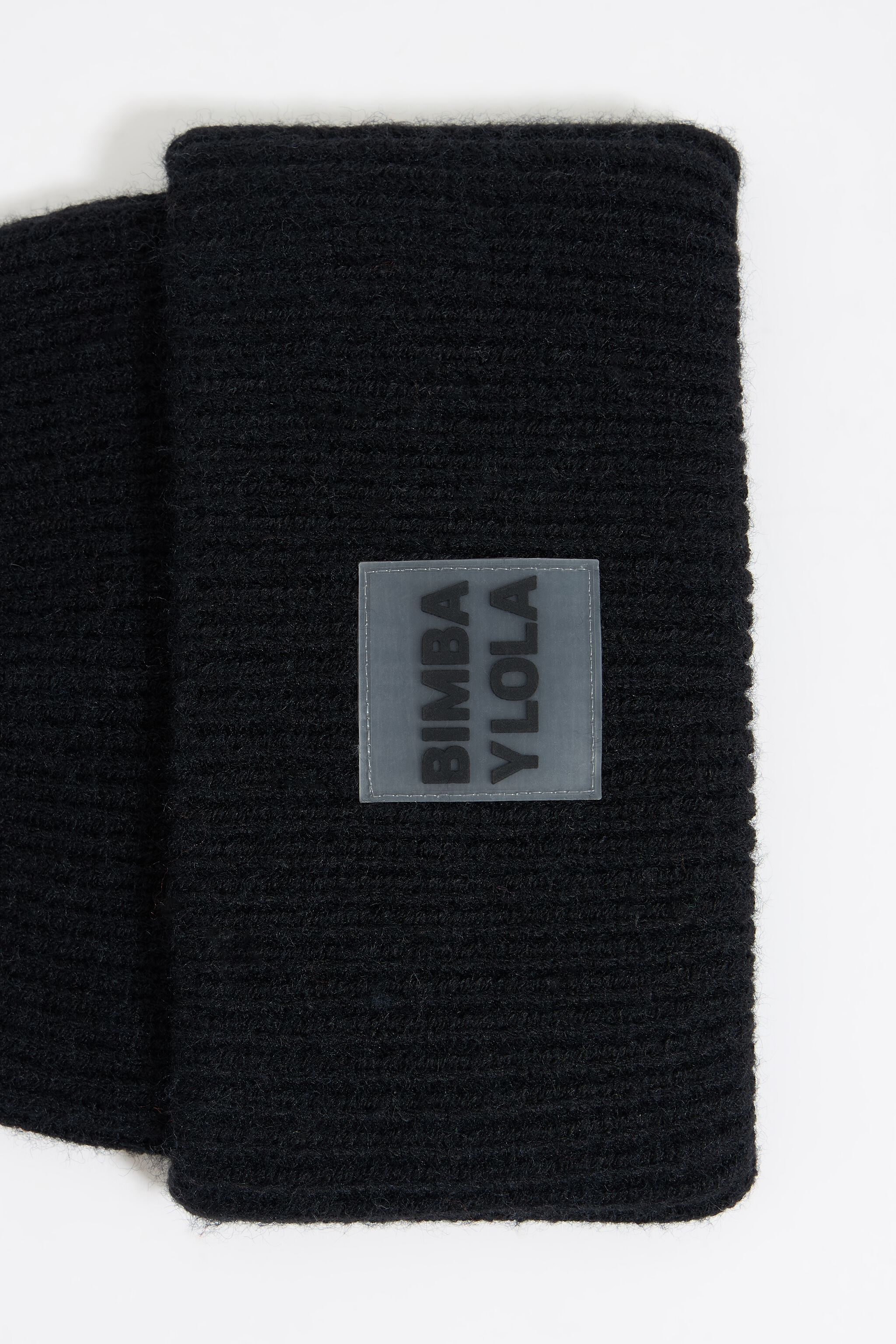 Black knit hat