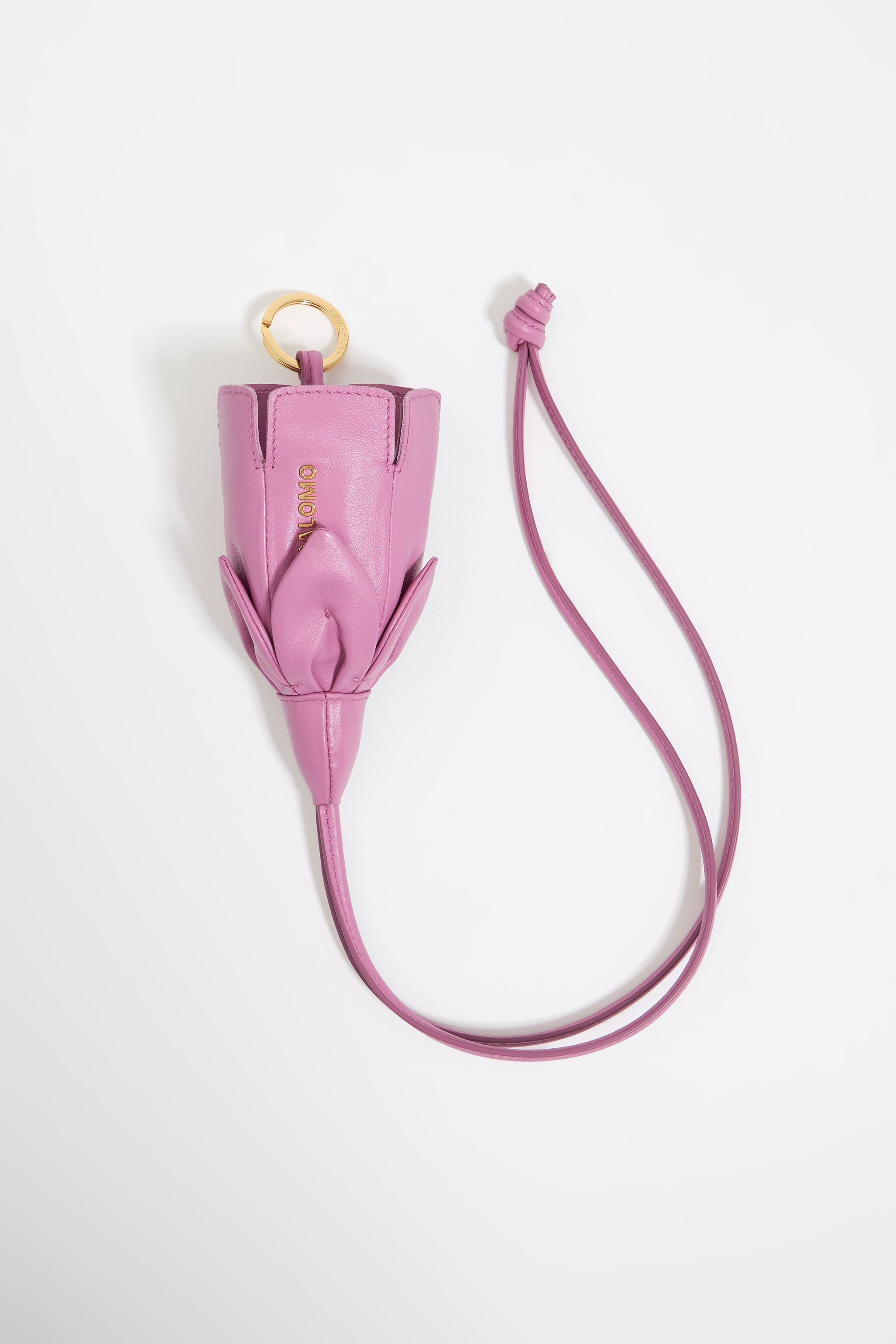 Charm llavero piel rosa