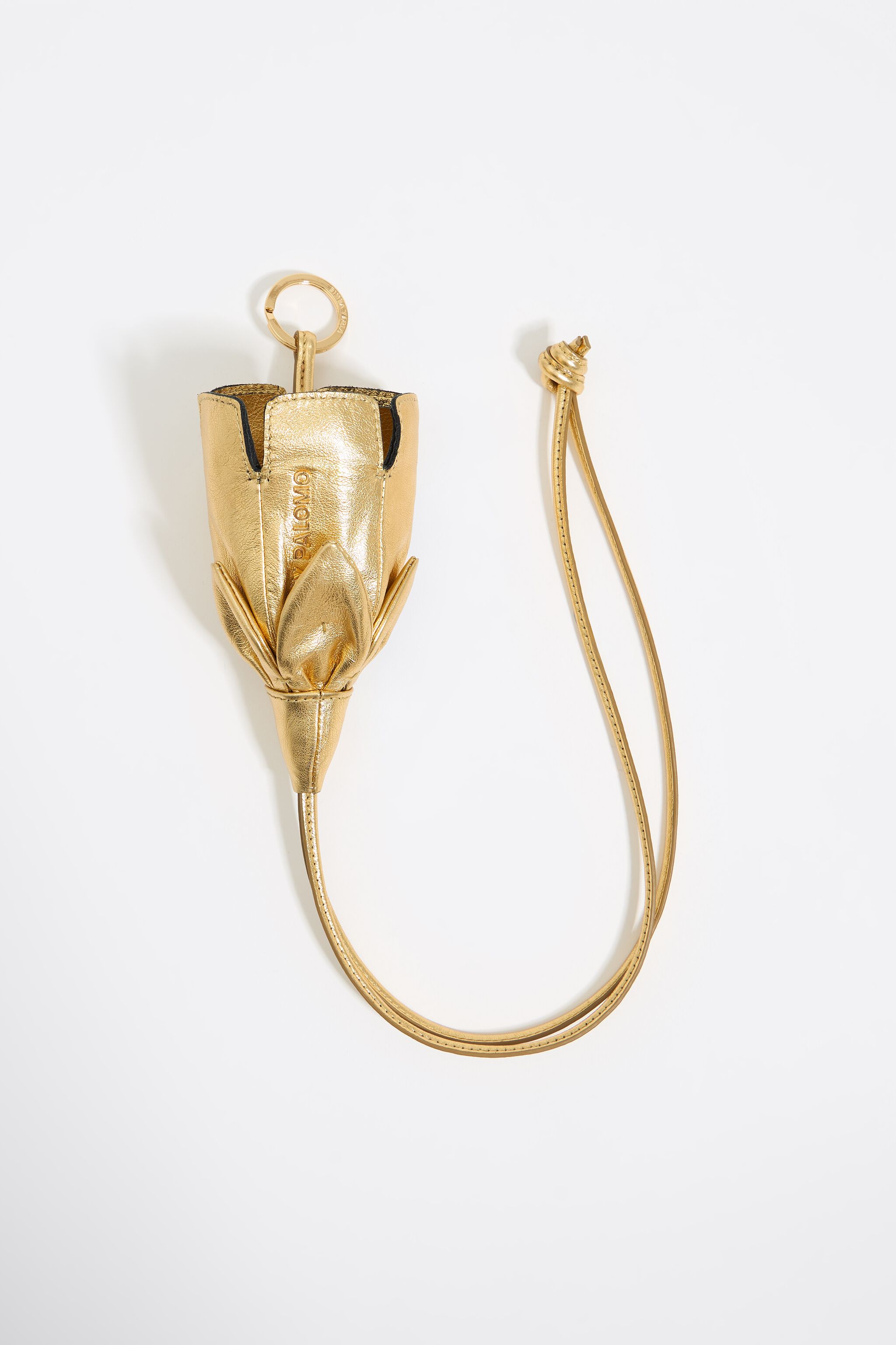 Charm llavero piel oro