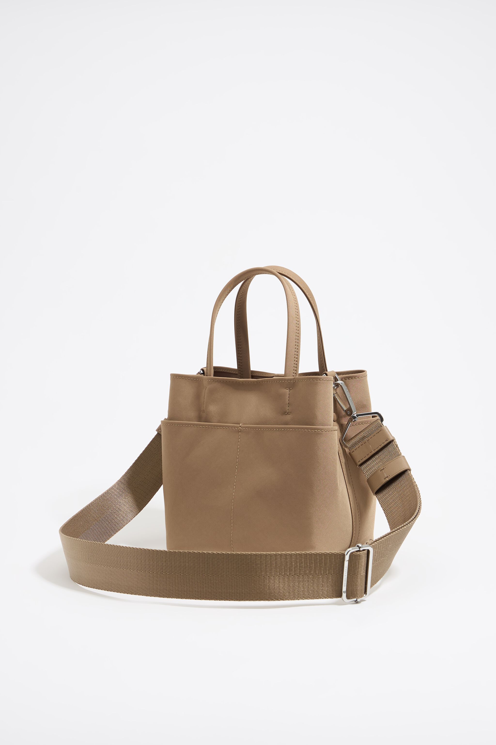 Small bark brown nylon Chihuahua bag