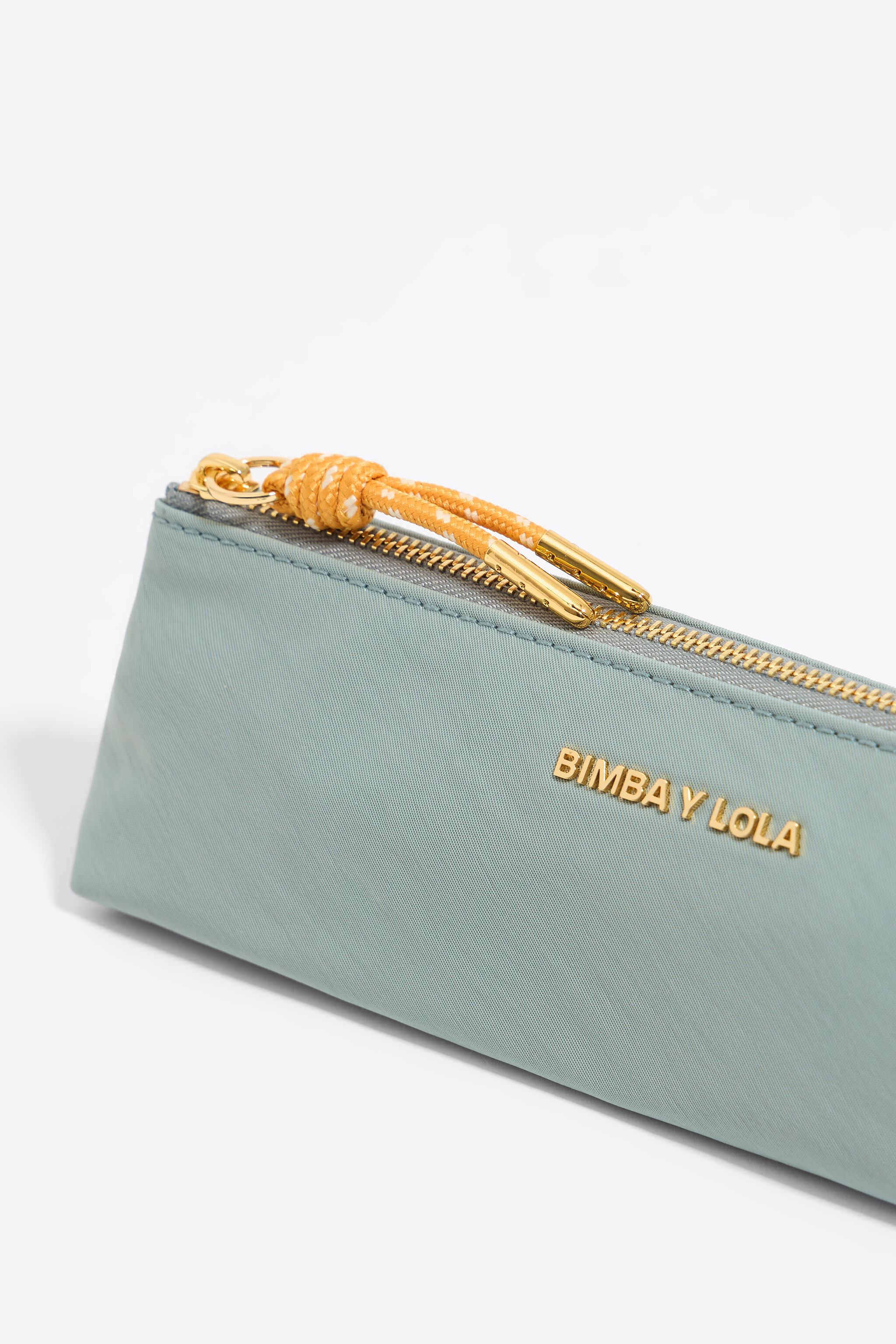 Aquamarine nylon trapezium make-up case