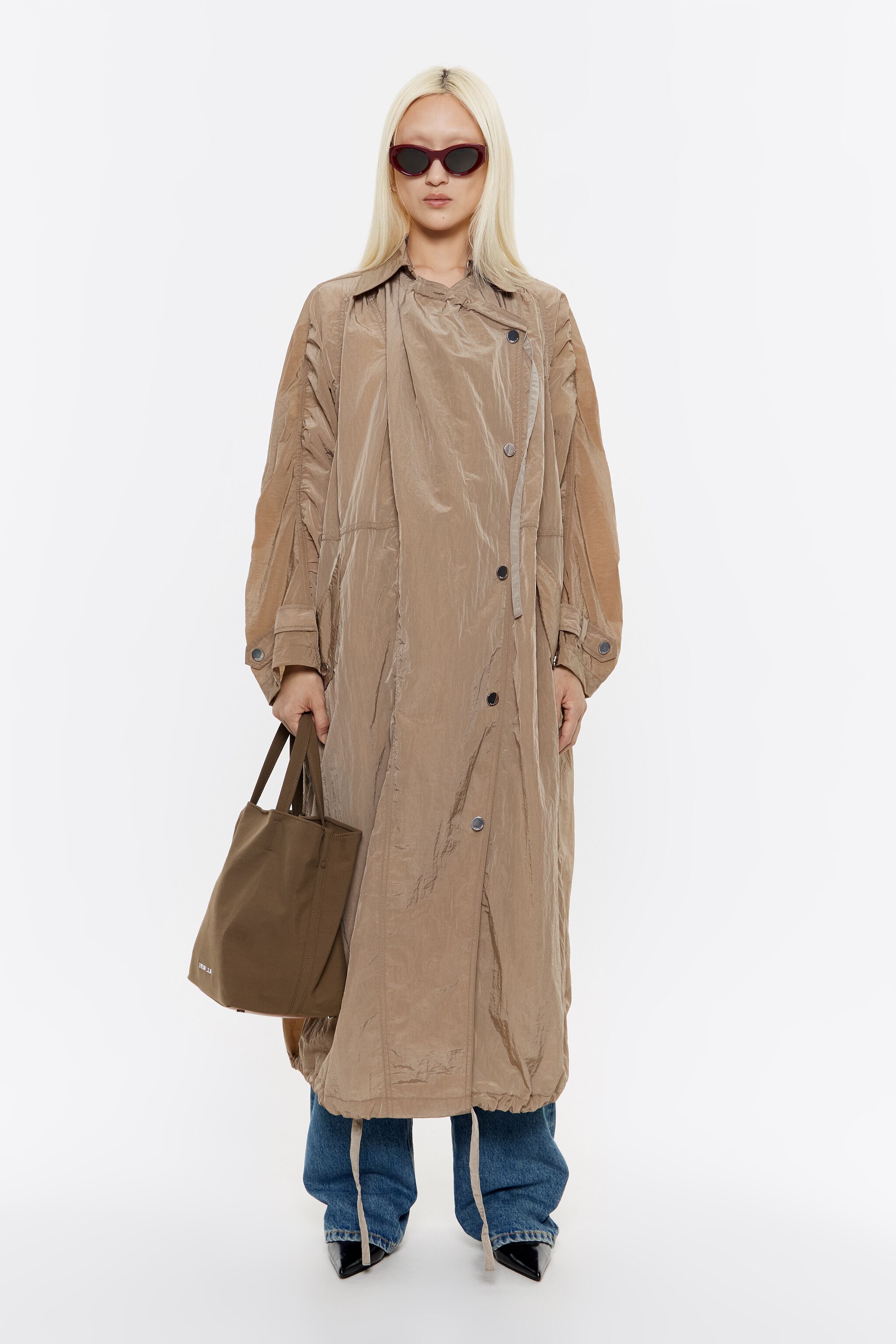 Camel lightweight maxi trench