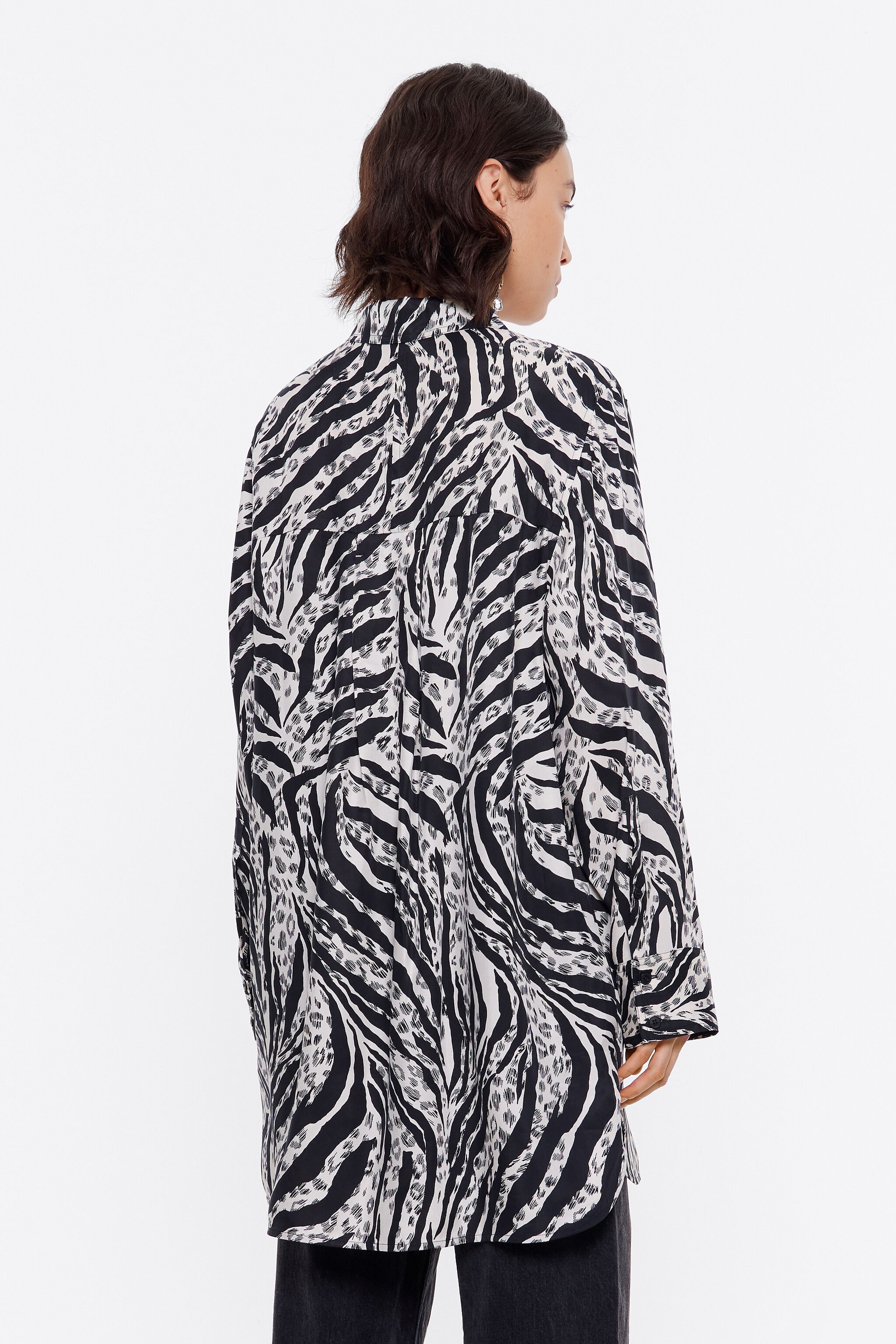 Ivory Zebra long straight shirt