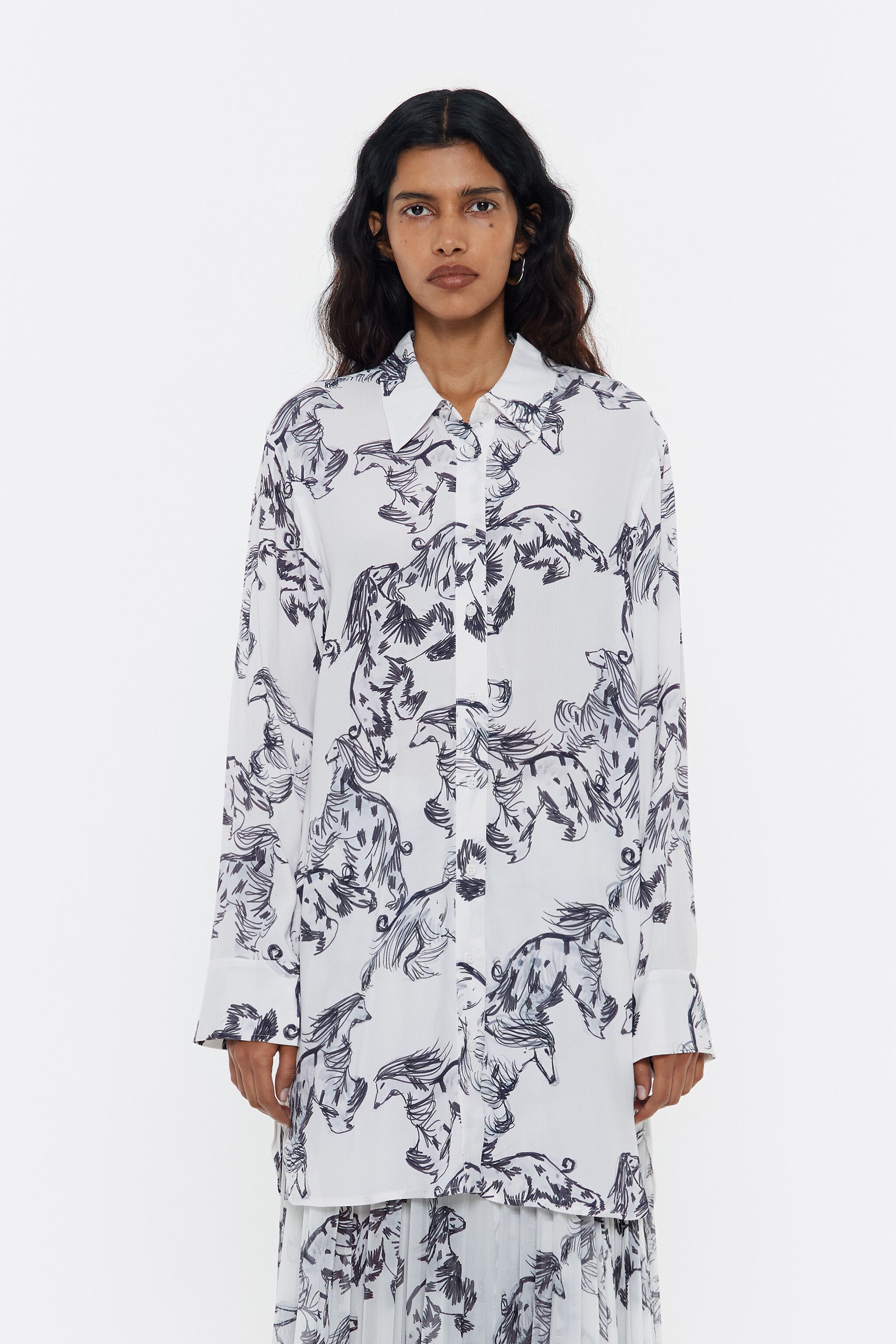 Long gray Greyhound shirt