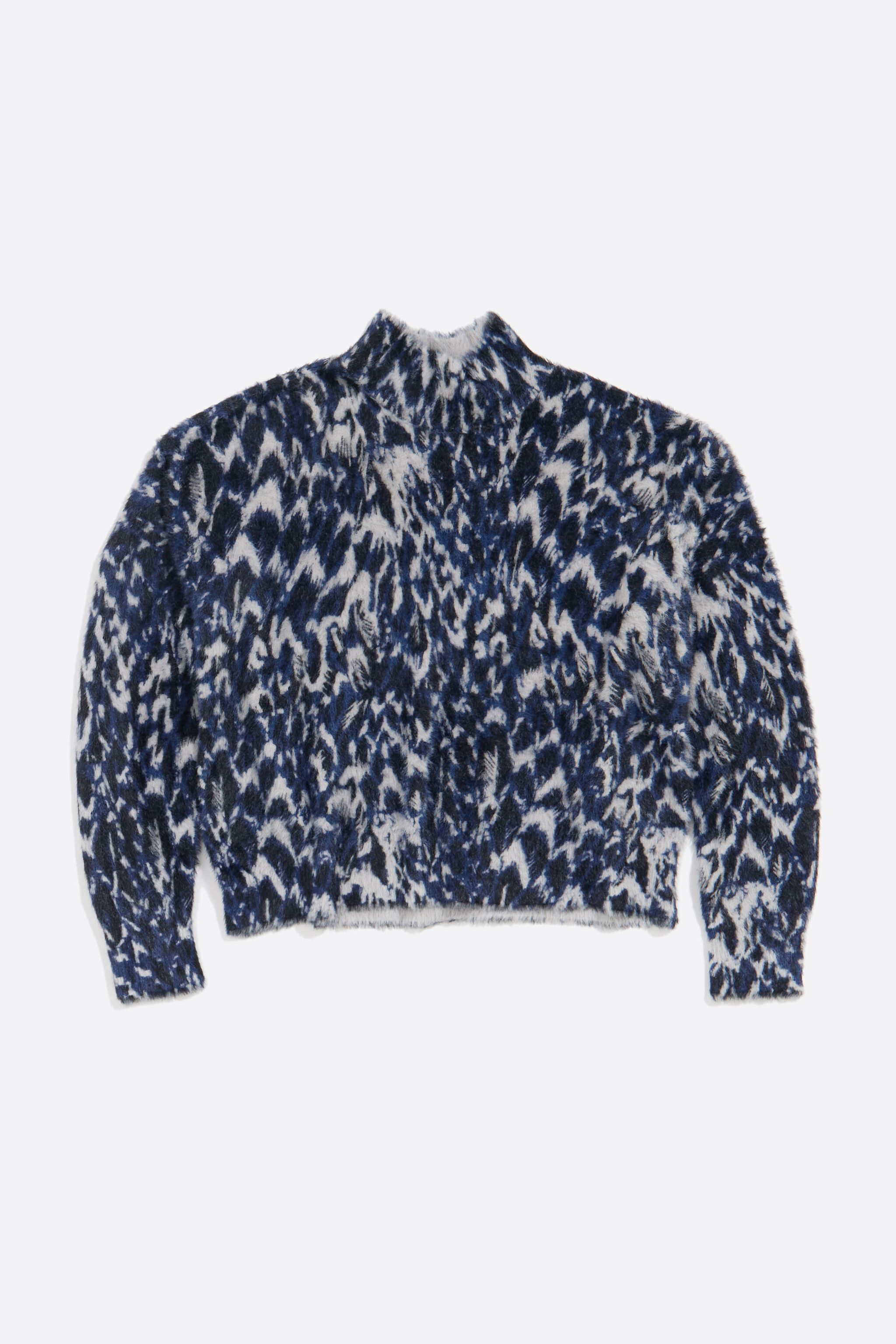 Navy blue fluffy Plumancha boxy sweater