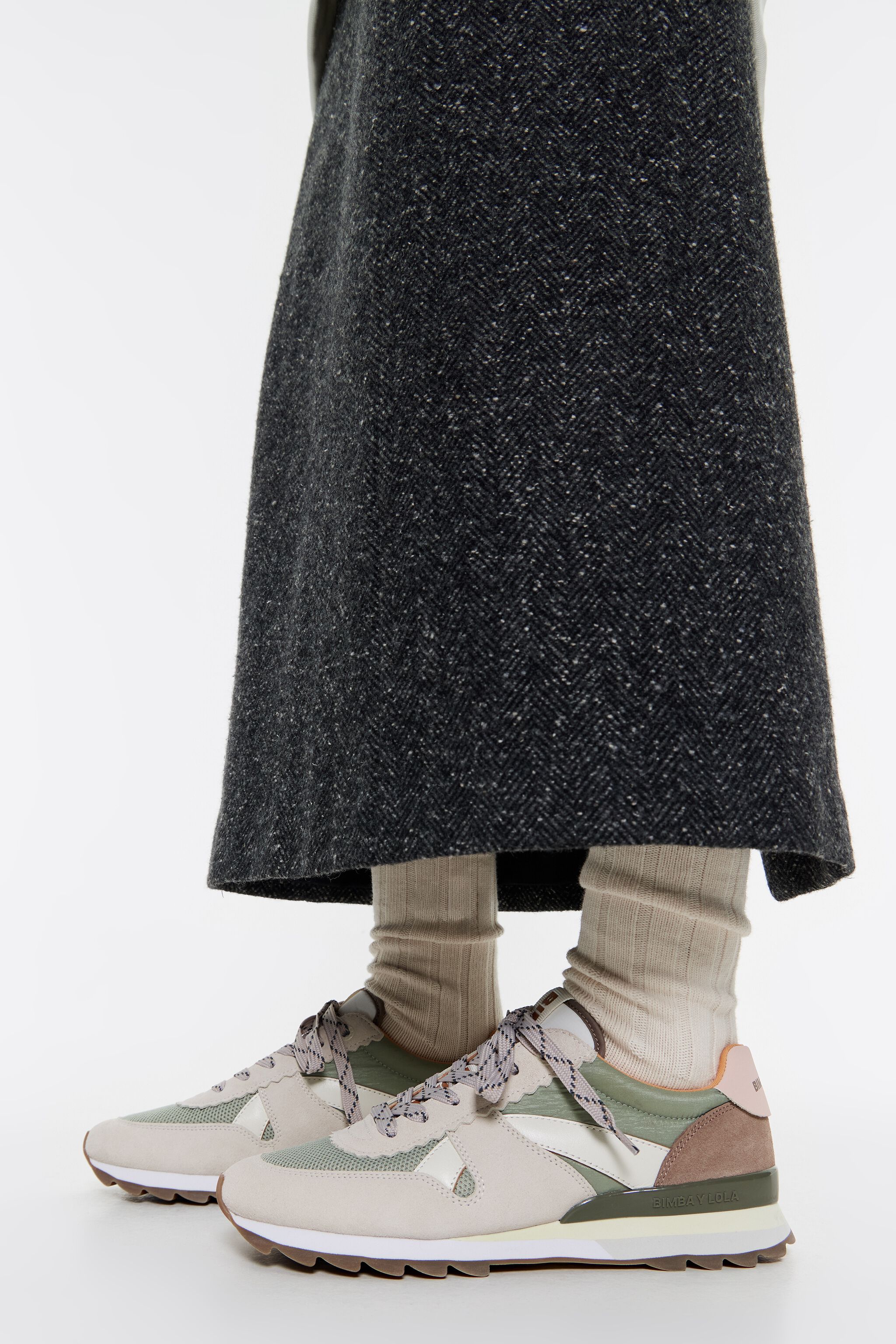 Khaki 13 19 technical sneaker