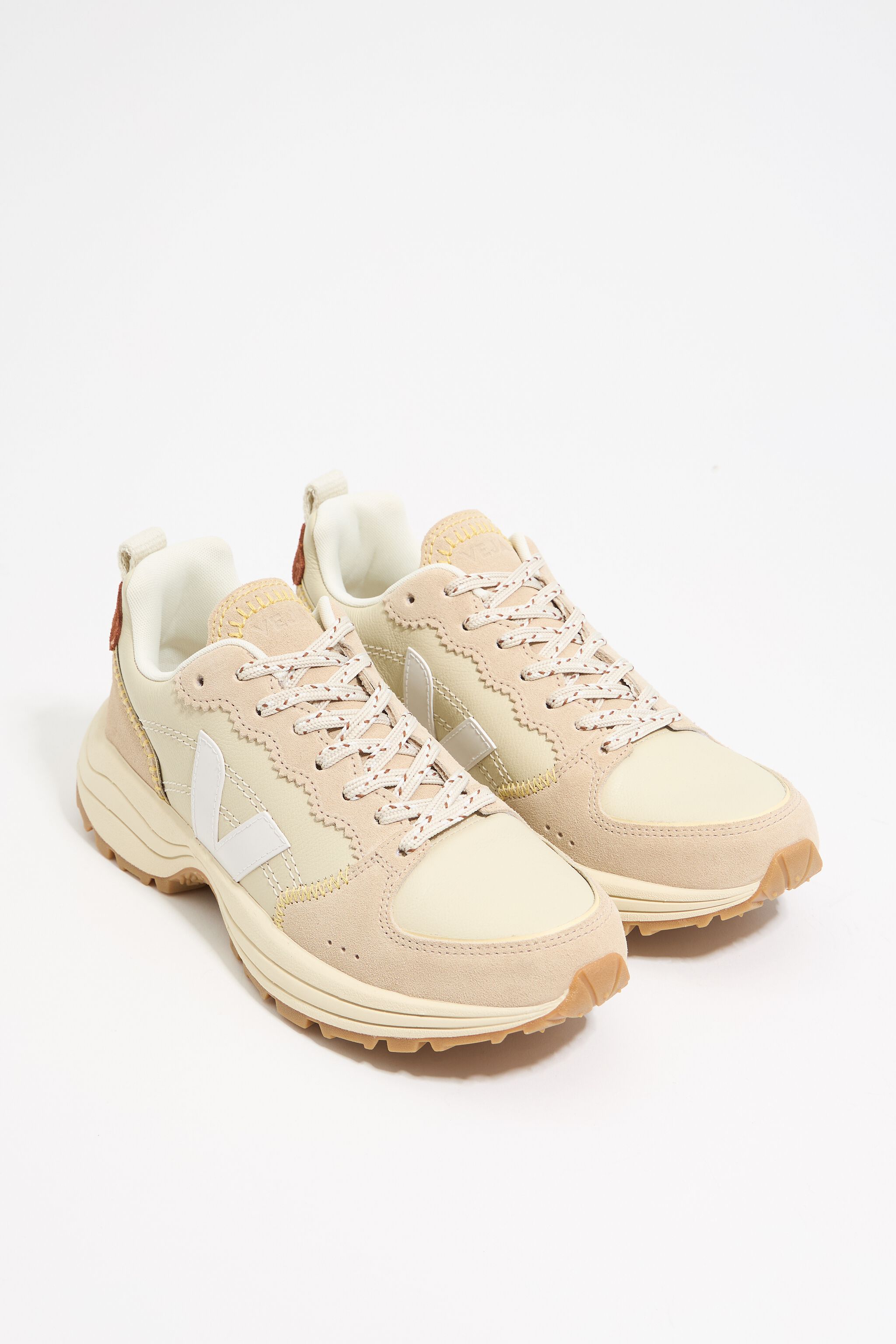 VEJA X BIMBA Y LOLA beige sneaker