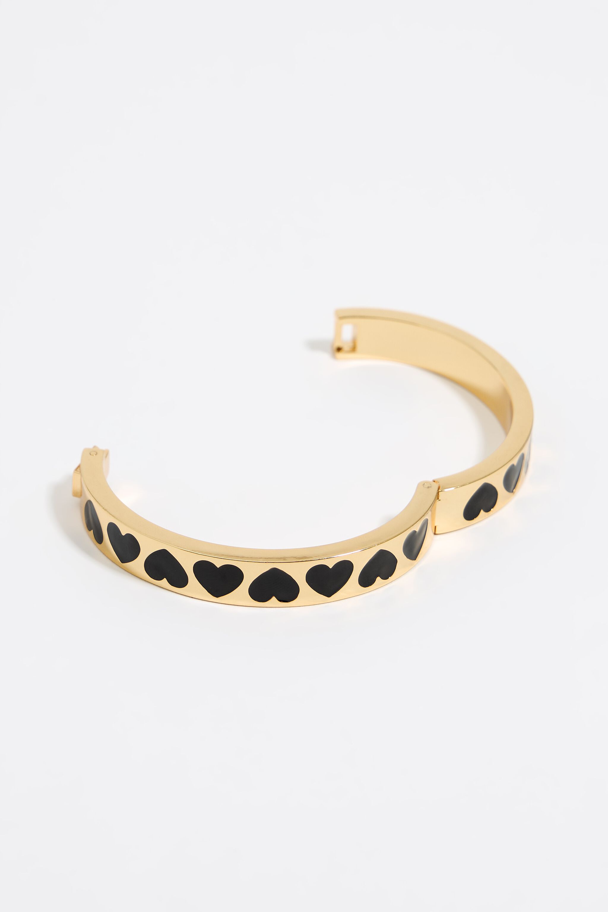 Black enamel hearts bracelet