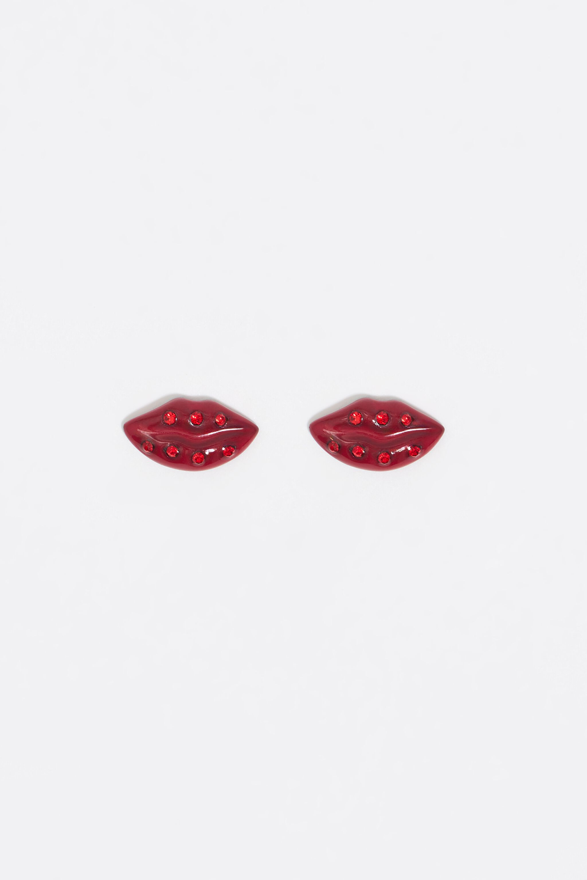 Red lips earrings
