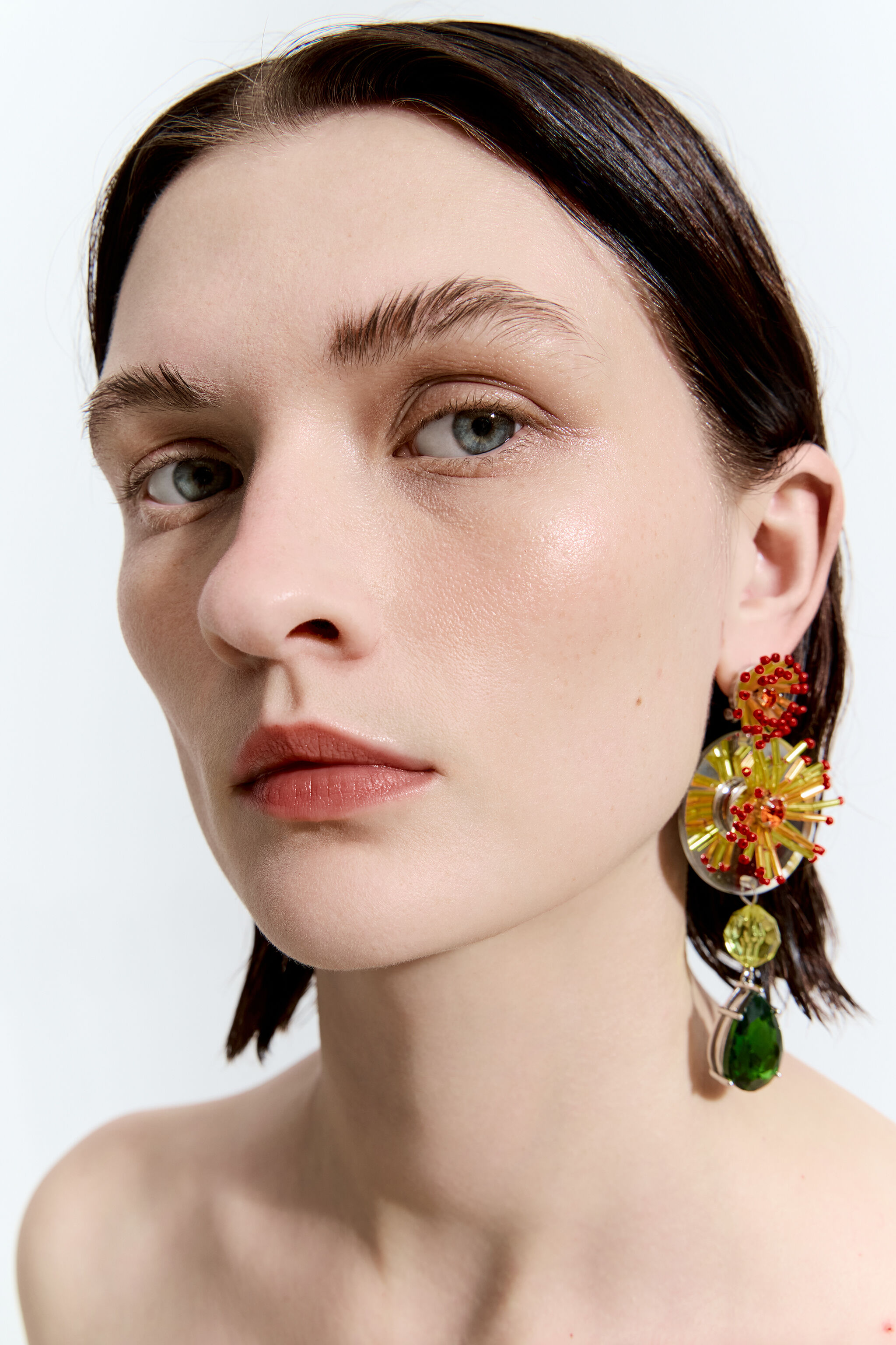 Multicolor flower and crystal earrings
