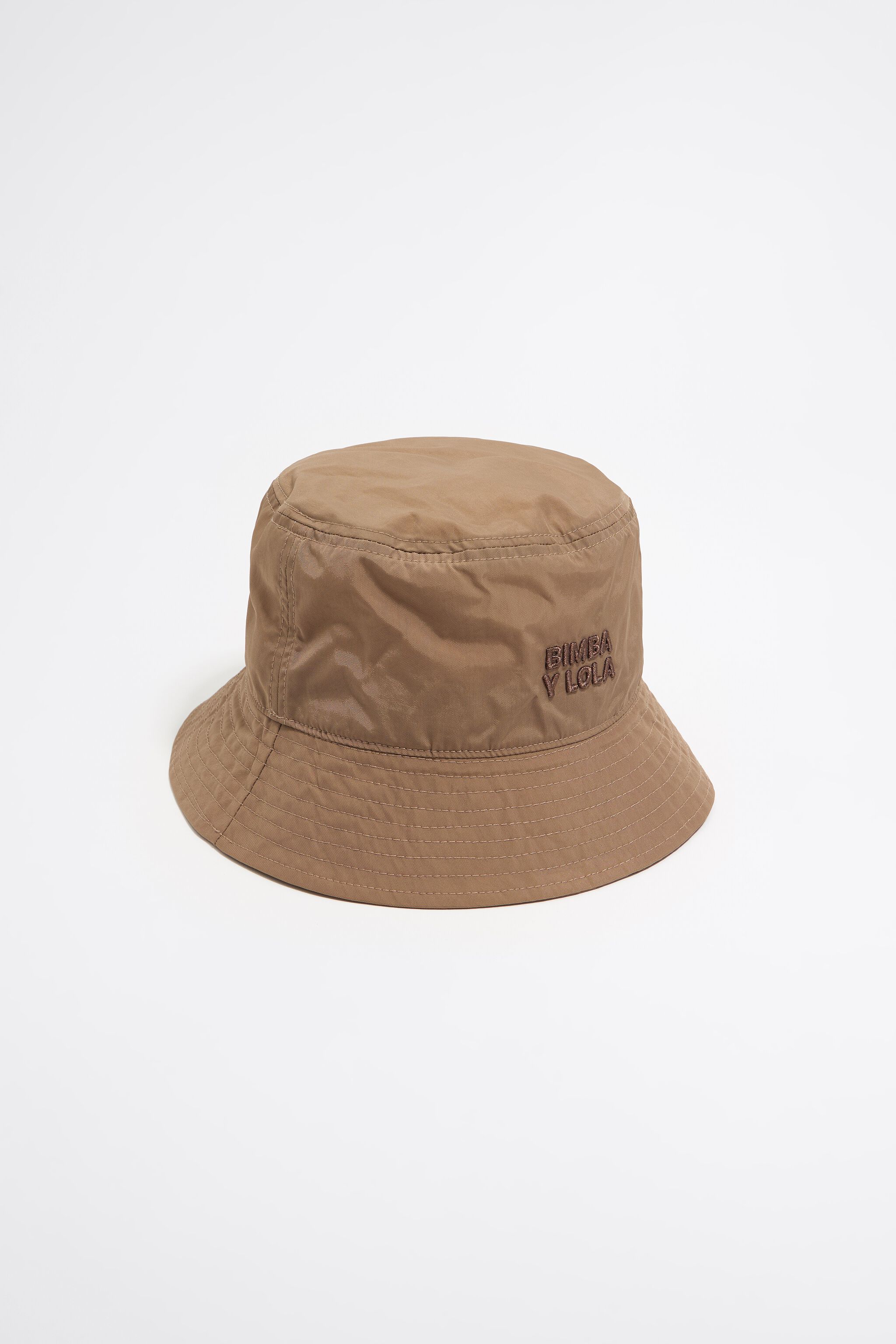 Camel nylon bucket hat