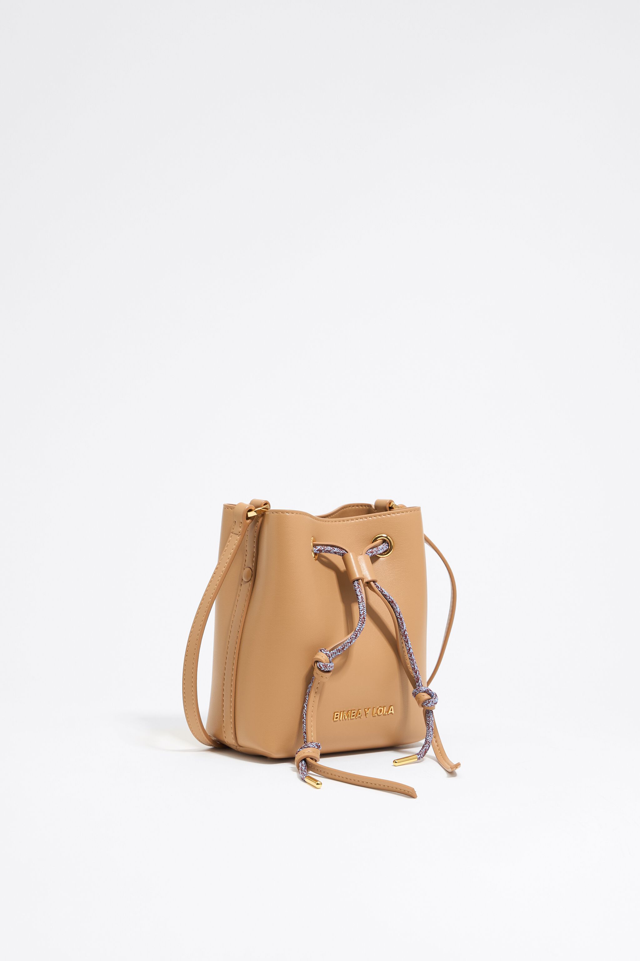 Mini caramel leather Chihuahua bucket bag