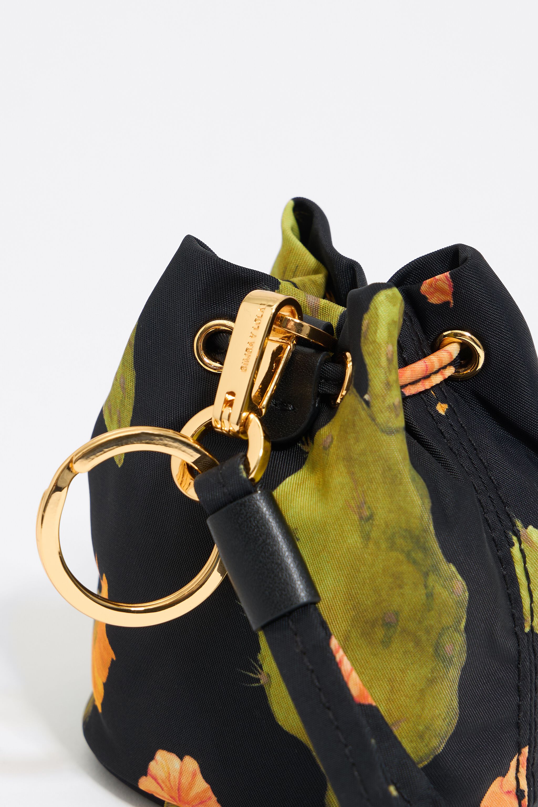 Black Cactus nylon make-up case