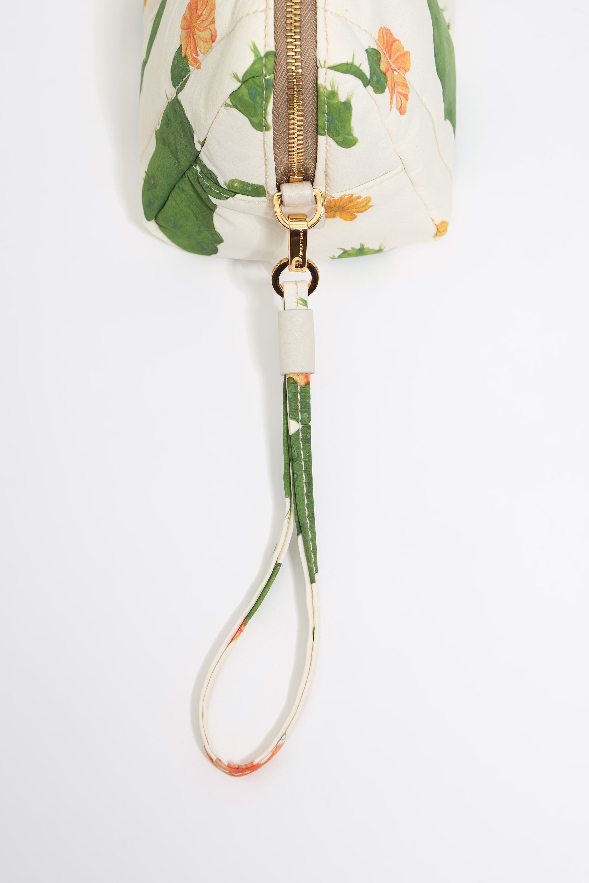 Medium ivory Cactus nylon make-up case