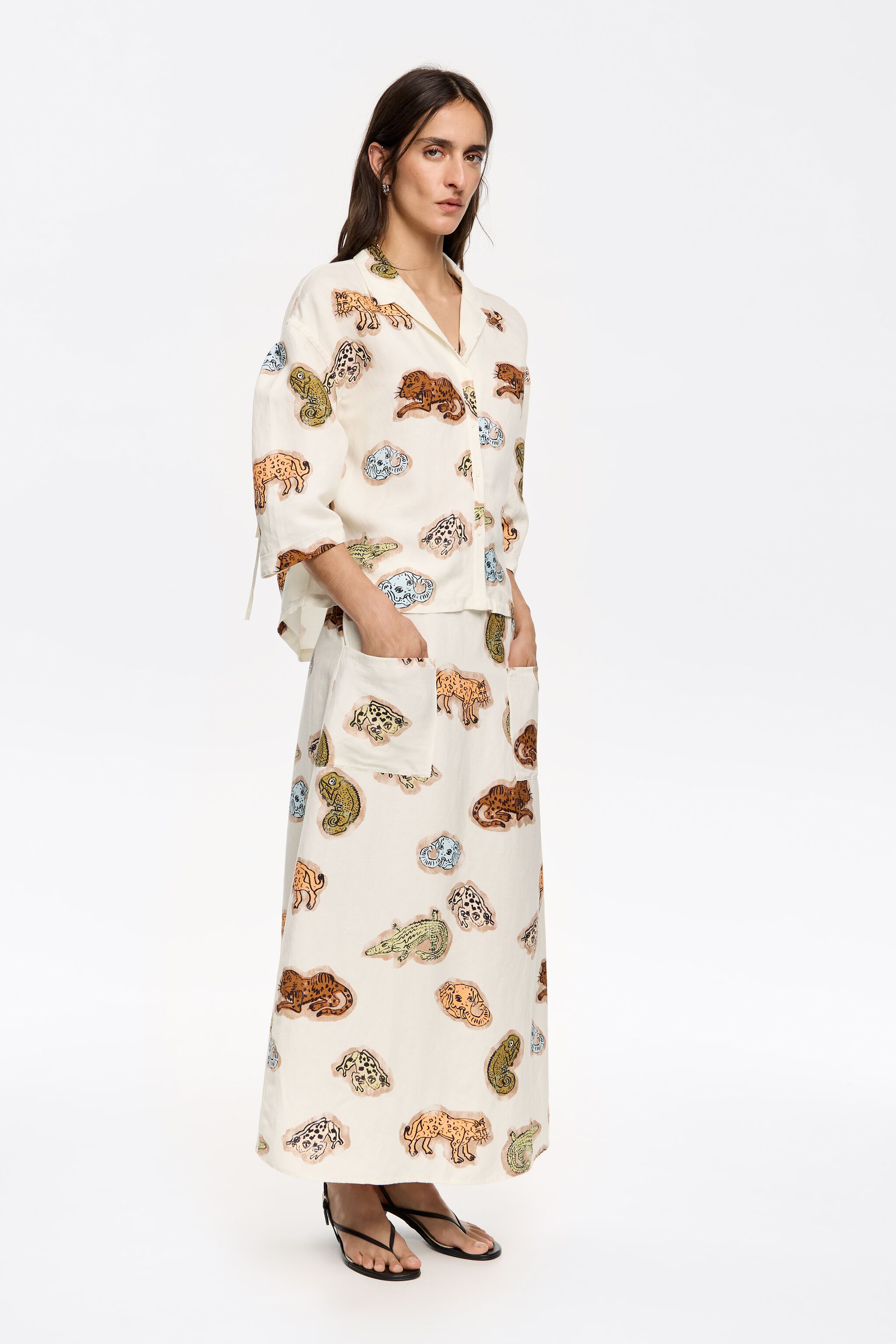 Brown Jungle Community linen boxy shirt