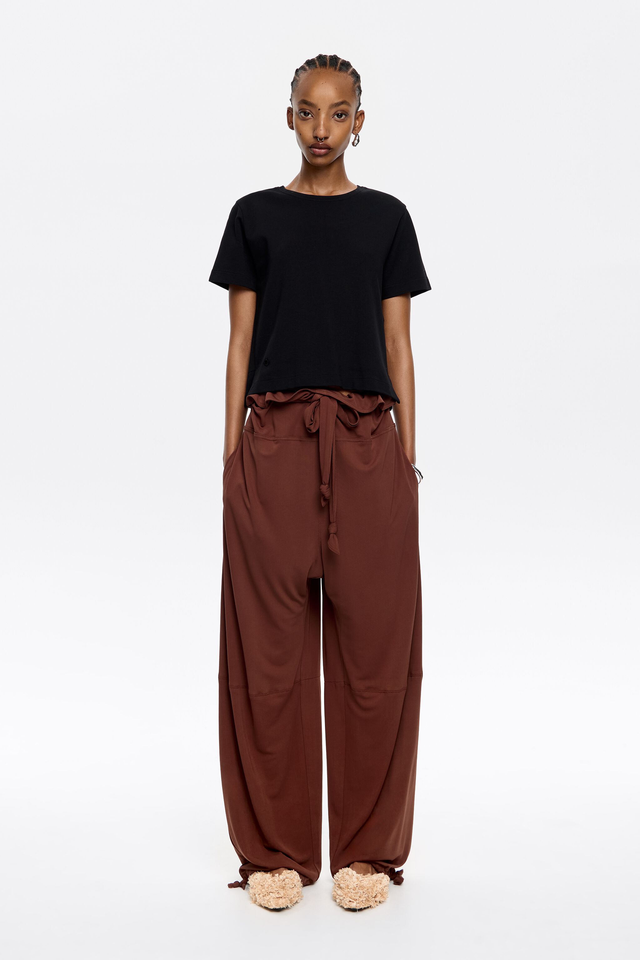 Brown oversize fluid trousers