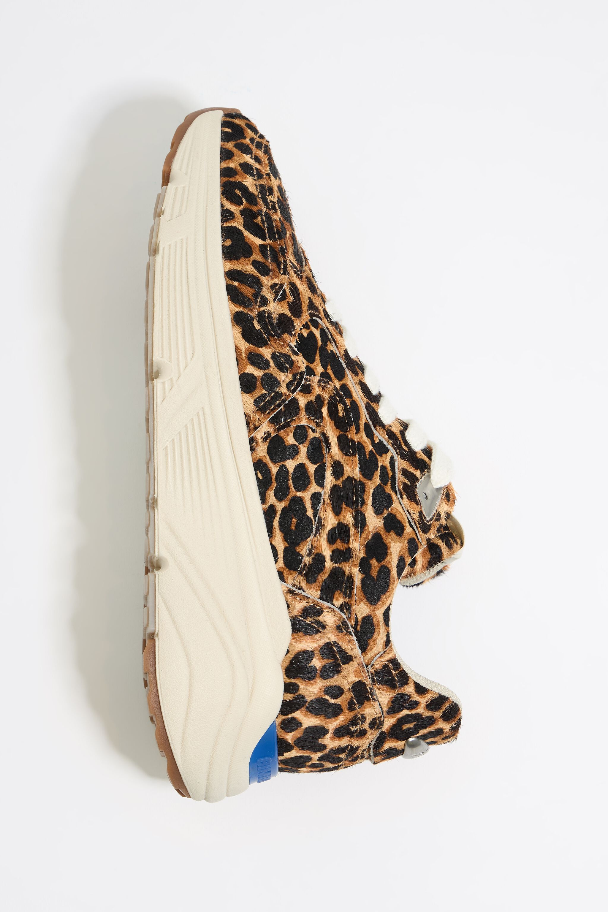 Leopard-print jogger sneaker
