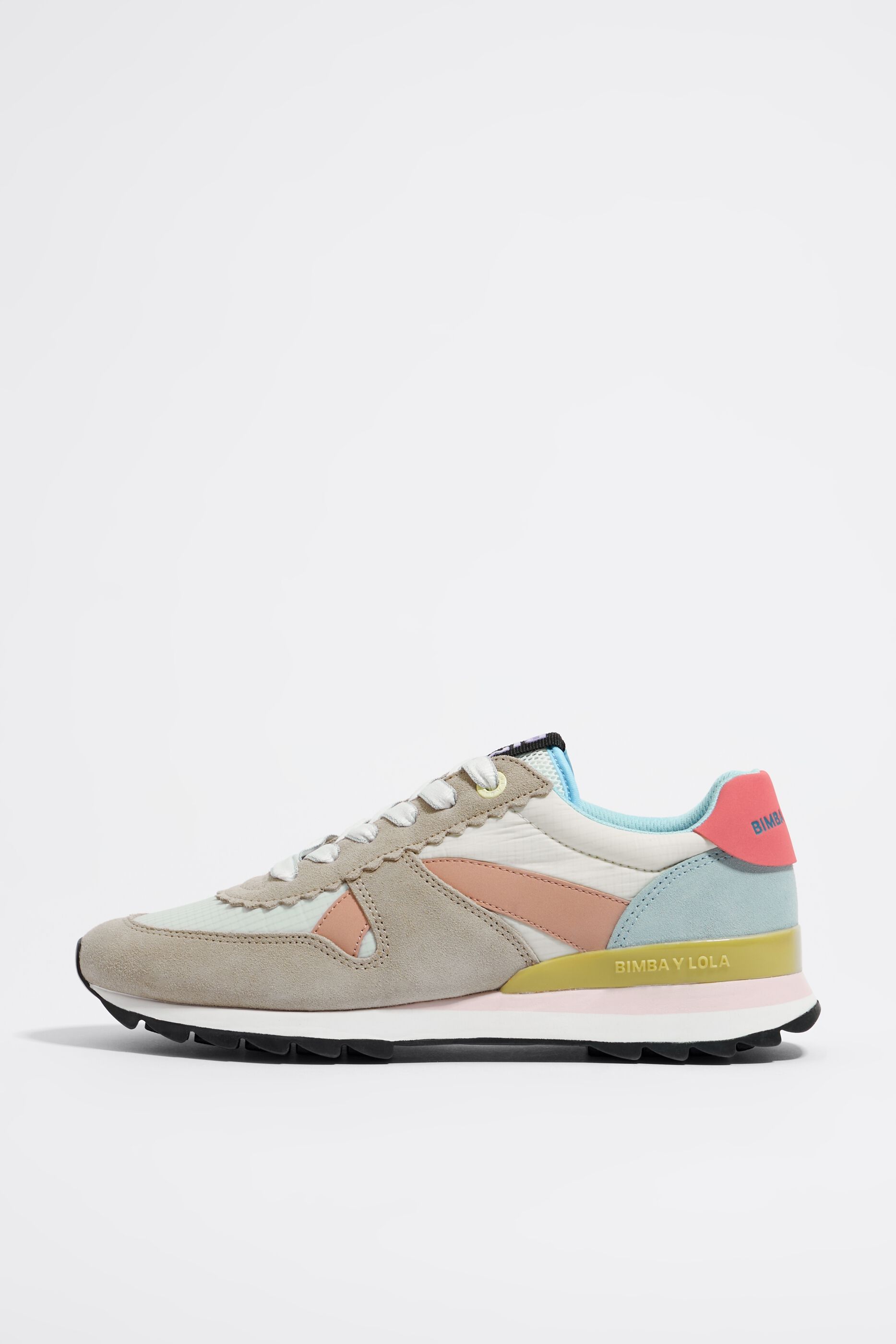 Deportivas y sneakers de mujer | BIMBA Y LOLA Primavera Verano 2022