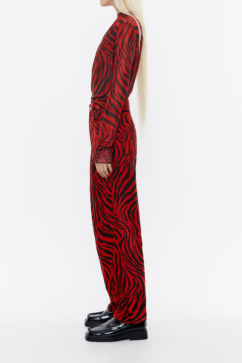 Red Zebra fitted T-shirt