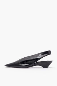 Zapato sal&oacute;n piel negro