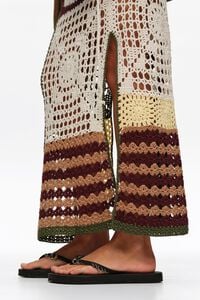 Chancla flip flop negra piercings