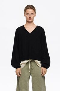 Jersey mohair escote pico negro