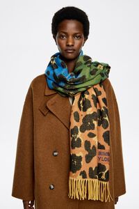 Chal acrílico jacquard animal print colores combinados