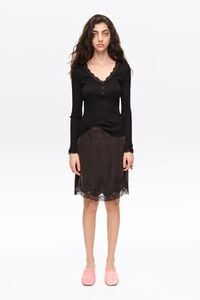 Falda encaje mini negro lavado