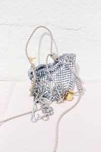 Bolso mini malla met&aacute;lica plata
