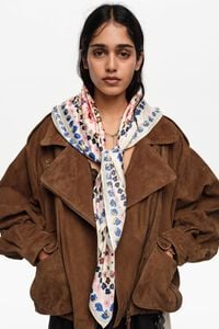 Off-white watercolor flowers scarf