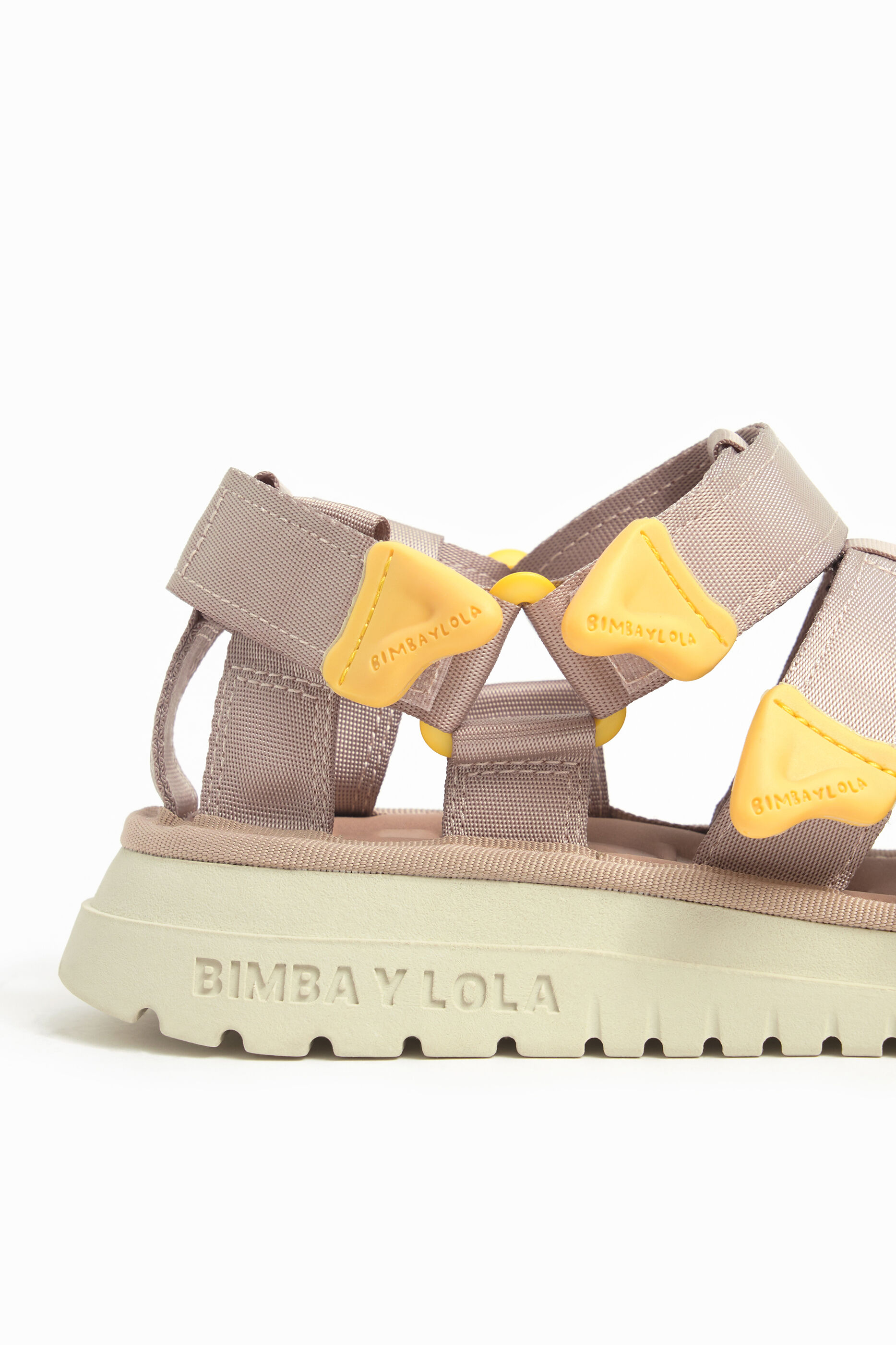 Sandalo ragnetto beige