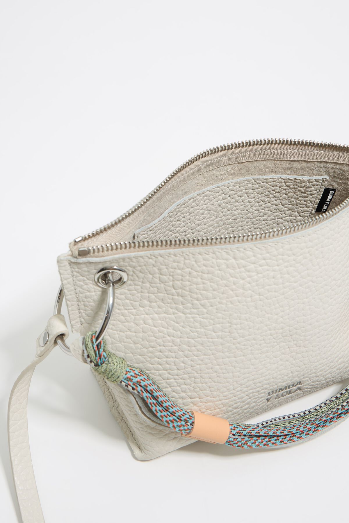 Bolso Trapecio mediano piel blanco roto