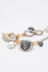 Chain necklace with horse rings