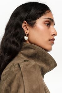 Gold hoop earrings and pearl heart
